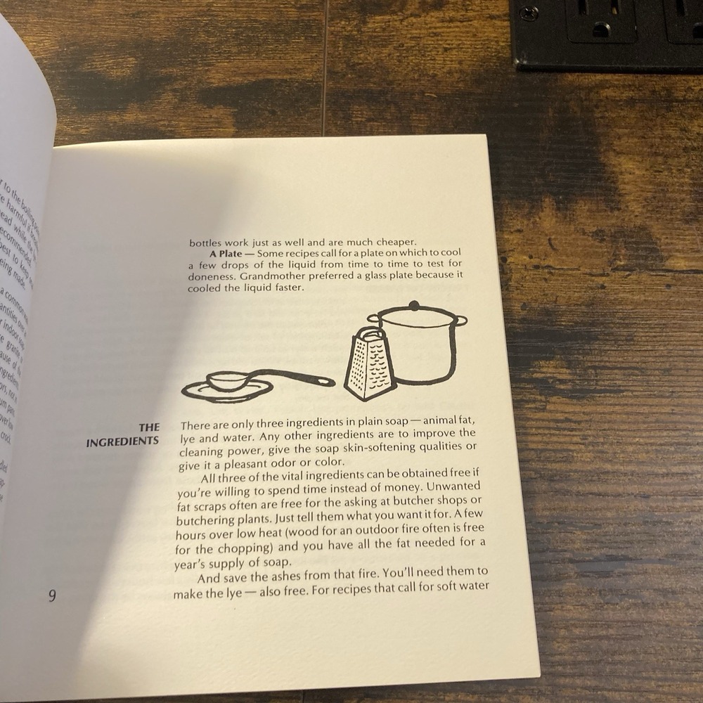 Making Soaps and Candles Phyllis Hobson DIY Soapmaking Candle Craft Book Guide - Picture 3 of 5